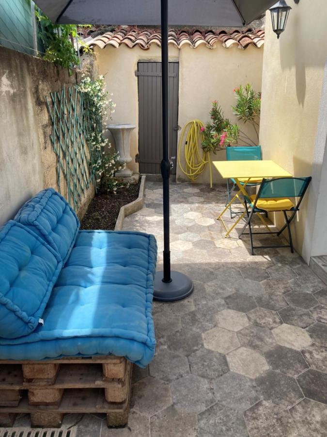 Le Studio D'Auguste- Coeur De Nimes-Chaleureux-Emplacement Ideal Buitenkant foto