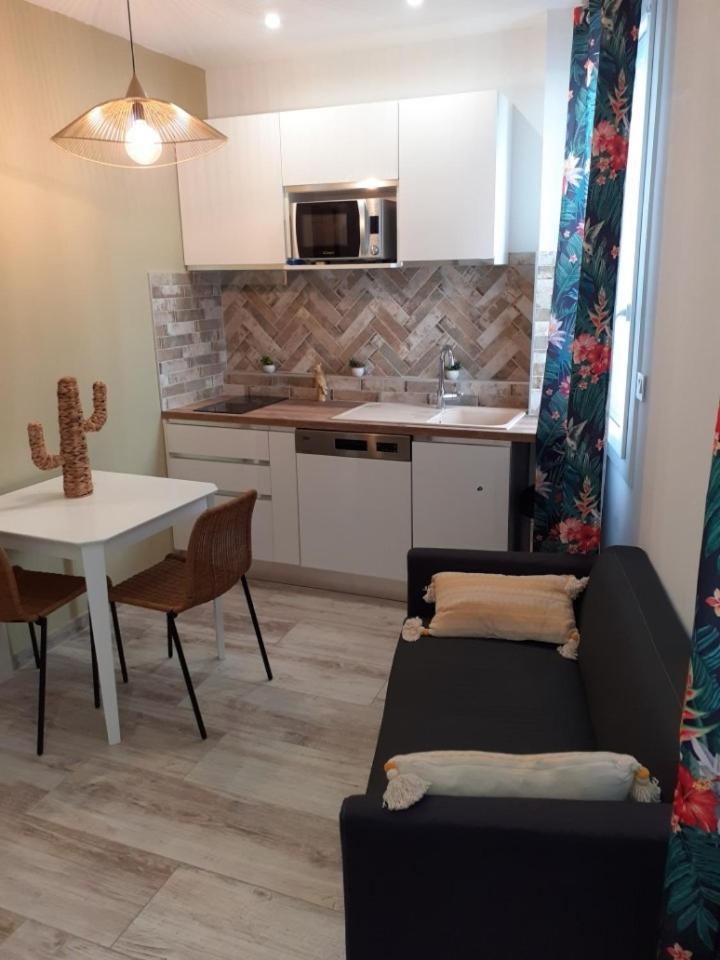 Le Studio D'Auguste- Coeur De Nimes-Chaleureux-Emplacement Ideal Buitenkant foto