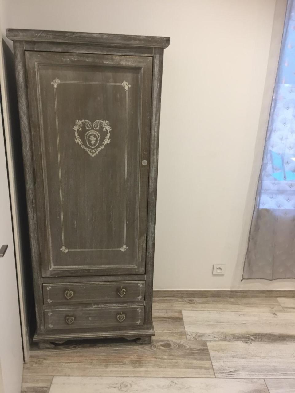 Le Studio D'Auguste- Coeur De Nimes-Chaleureux-Emplacement Ideal Buitenkant foto