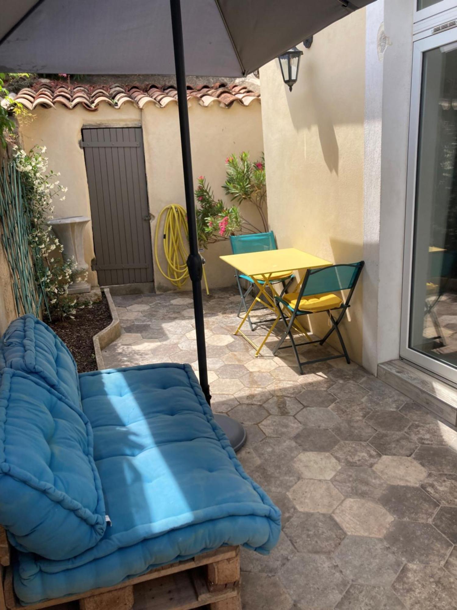 Le Studio D'Auguste- Coeur De Nimes-Chaleureux-Emplacement Ideal Buitenkant foto